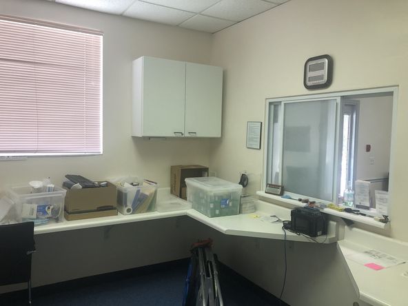 Orange Park Dental Office For Lease: 2045 Professional Center Dr, Orange Park, FL 32073